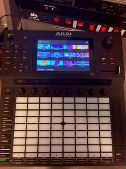 Akai Force Workstation