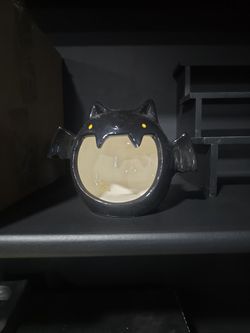 ceramic bat halloween decor candy dish 