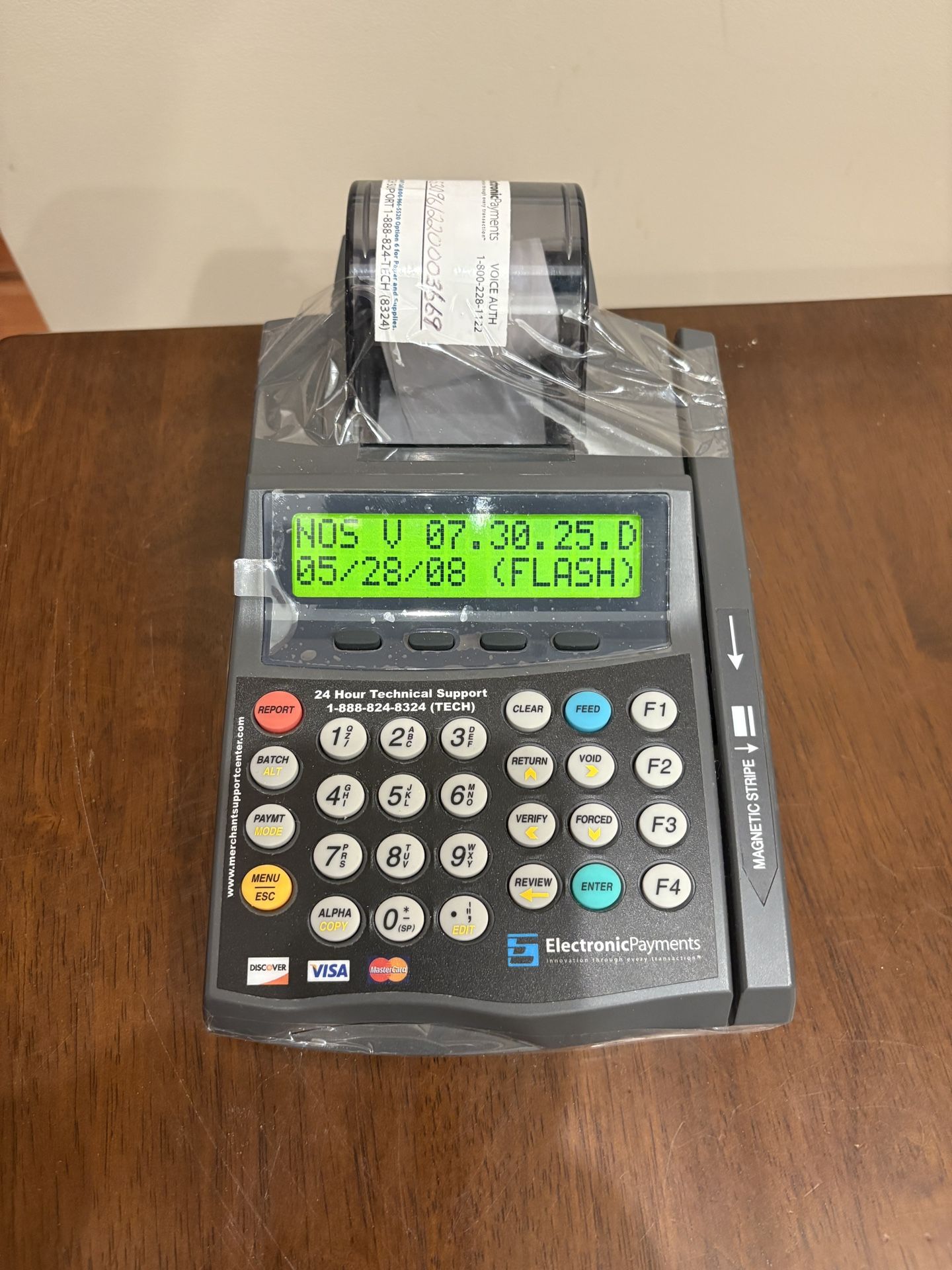 VERIFONE NURIT 2085 CREDIT CARD TERMINAL PROCESSOR WITH PRINTER, W/POWER ADAPT