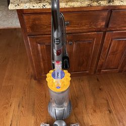 Dyson Vac