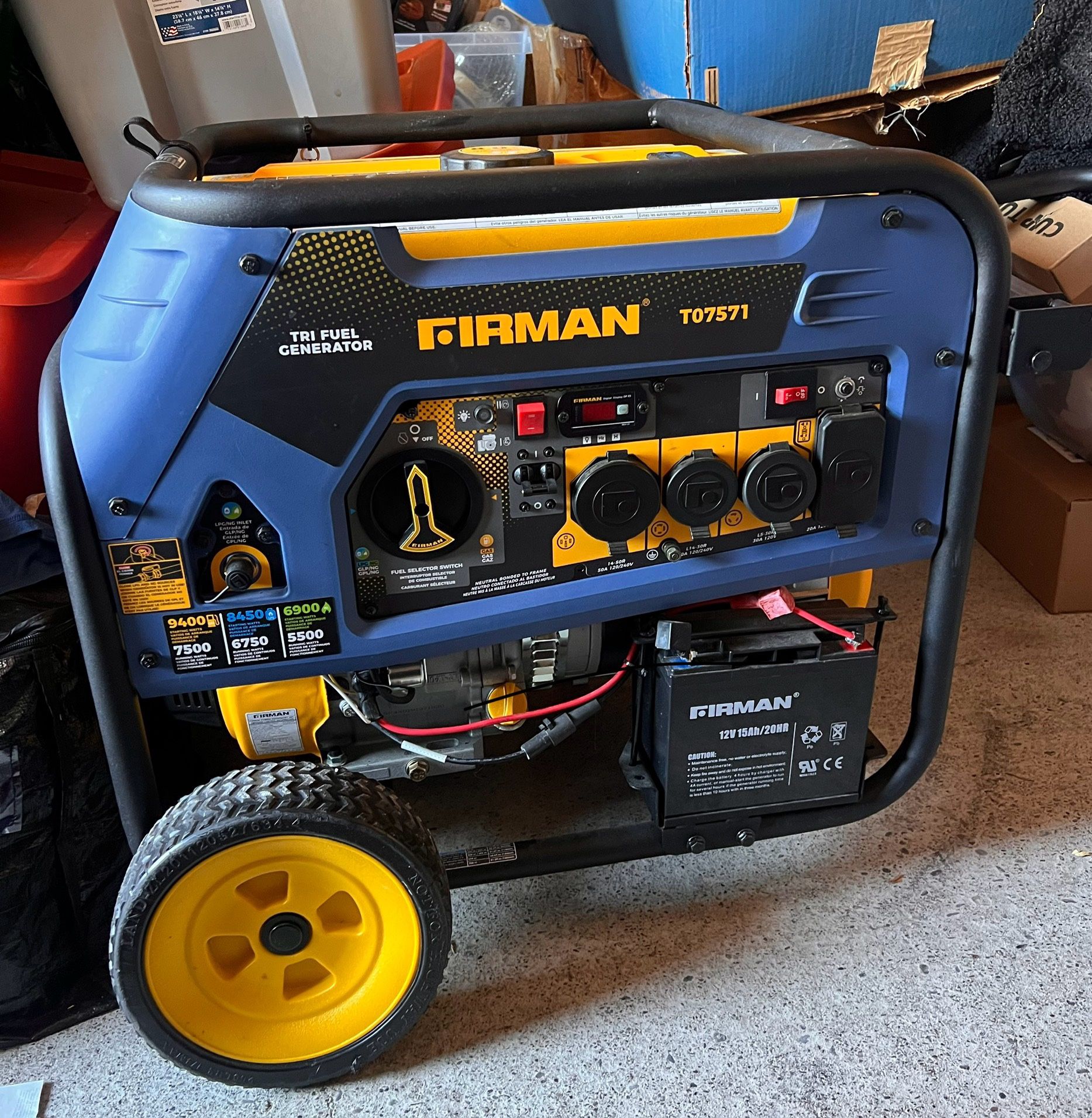 Firman T07571 Tri-Fuel 7500W Portable Generator