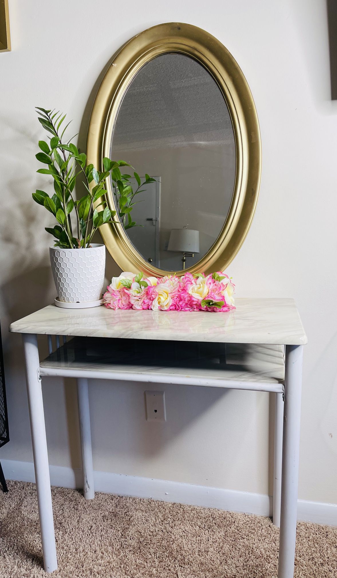 Vanity Table And Mirror 