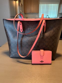 New coach bag with flaws