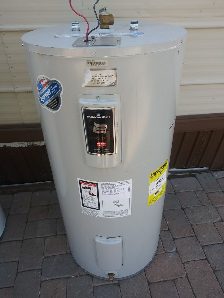 Electric water heater/ Boiler electrico