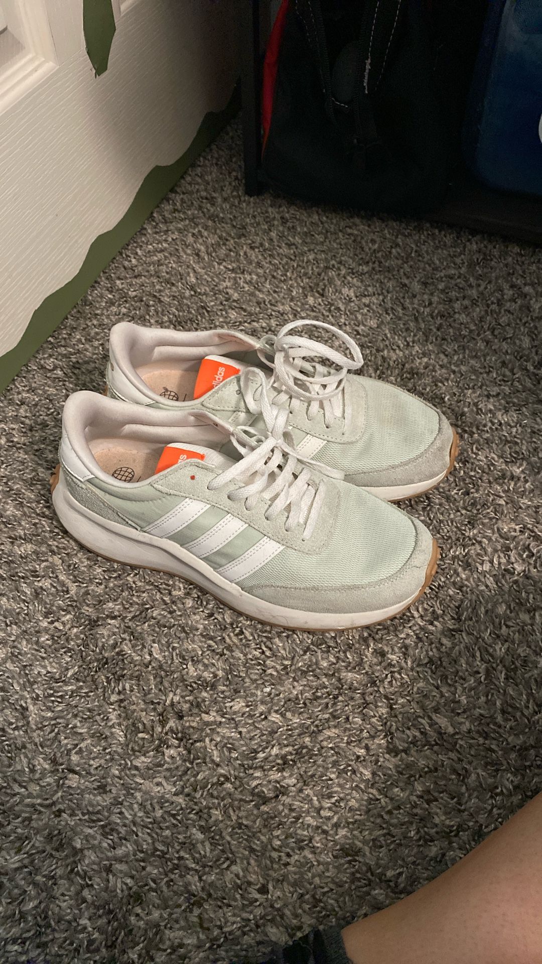 Adidas 7.5 Women