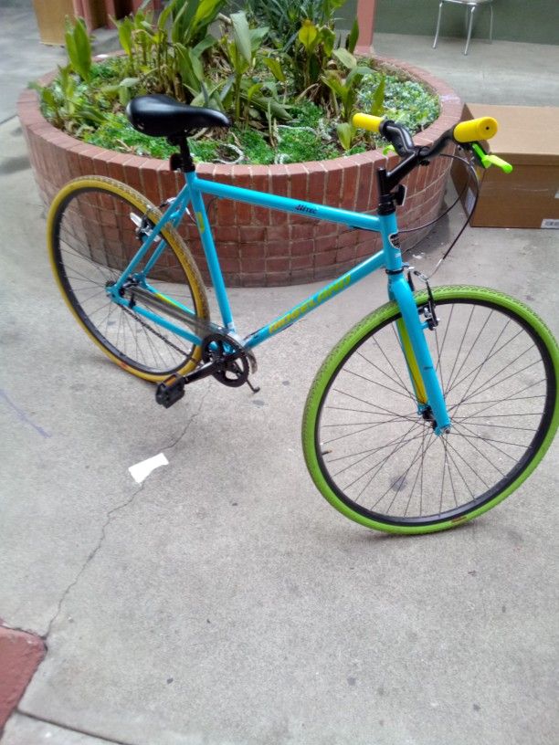 Kent Ridgeland Bicycle 27 Inch Brand New Blue Green Yellow
