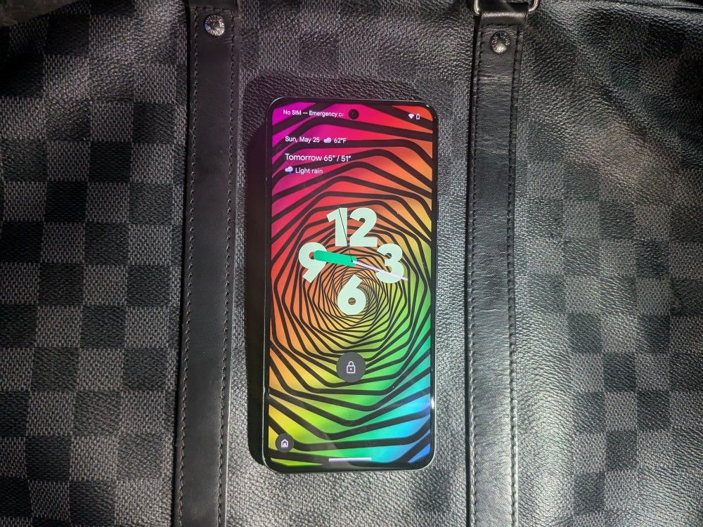 π± Google Pixel 8 β 128GB β Unlocked β Mint Condition β Original Box Included