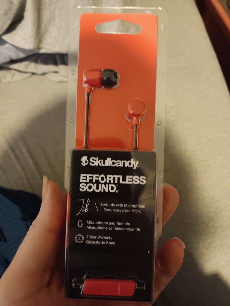 Brand New Skullcandy Jib Earbuds