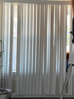Free curtains