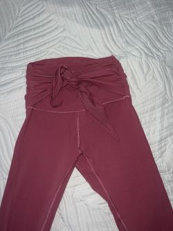 Lululemon mauve wrap waist leggings size 4