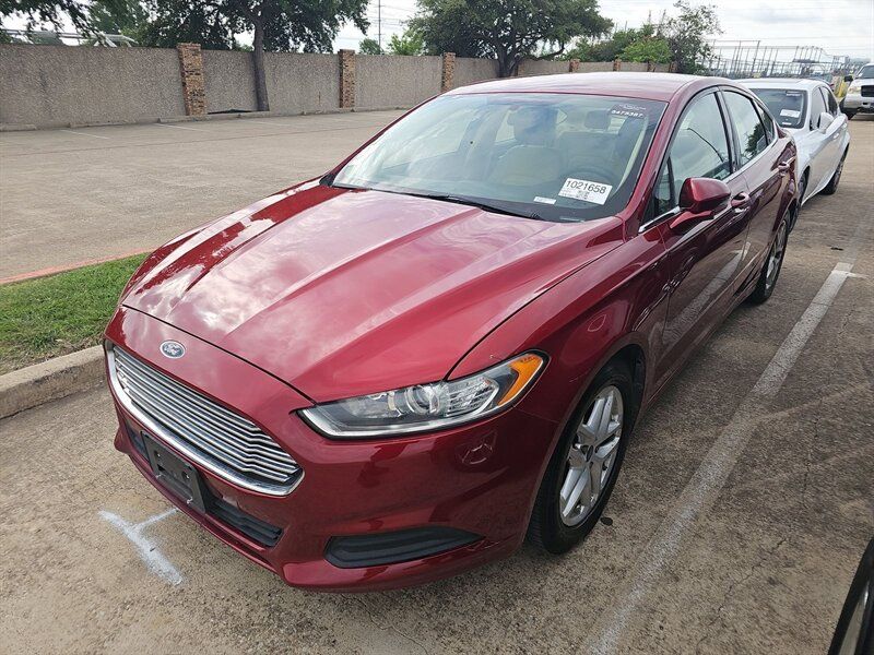 2016 Ford Fusion SE
