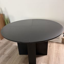48” Round Dining Table