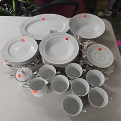 Dinnerware  set