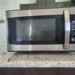 Hamilton Beach Microwave 