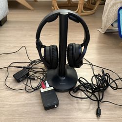 Sony WH-RF400R Wireless Headphones + Charging Base + Analog-to-Digital (RCA → Optical) Converter
