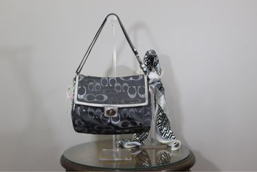 Vintage Black and Silver Coach Soho Shoulder Bag