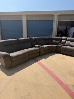 Cindy Crawford Large Gray Reclining Sectional Sofa