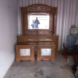 Like NEW DRESSER SET