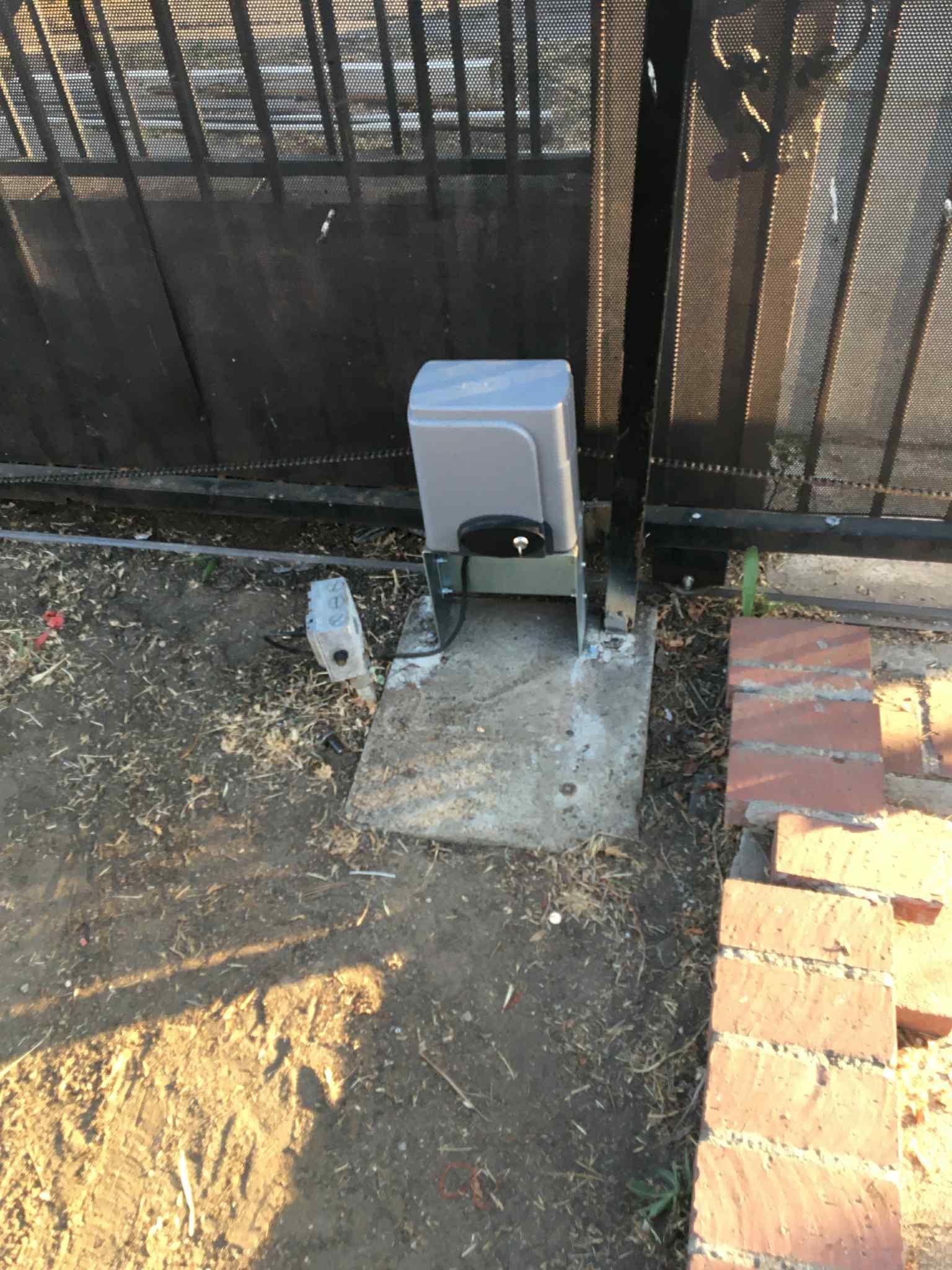 Gate Opener C-oz