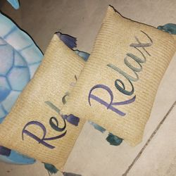2 New Patio Pillows 12 Set Firm Look My Post Tons Items Need Gone Asap