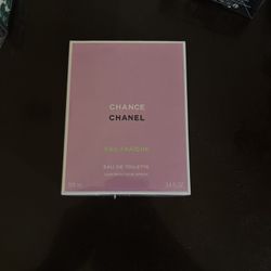 CHANEL CHANCE PERFUME BRAND NEW WRAPPING ON UT IT ‼️