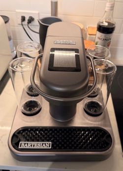 Bartesian cocktail maker
