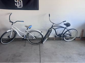 His & Hers Beach Cruisers