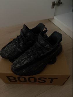 Yeezy Black Zebra