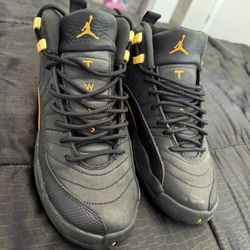 Air Jordan 12 Black Taxi’s
