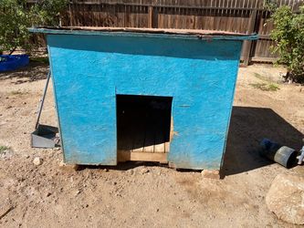 Free. Nice and strong dog house