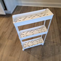 Plastic  Utility  Cart 