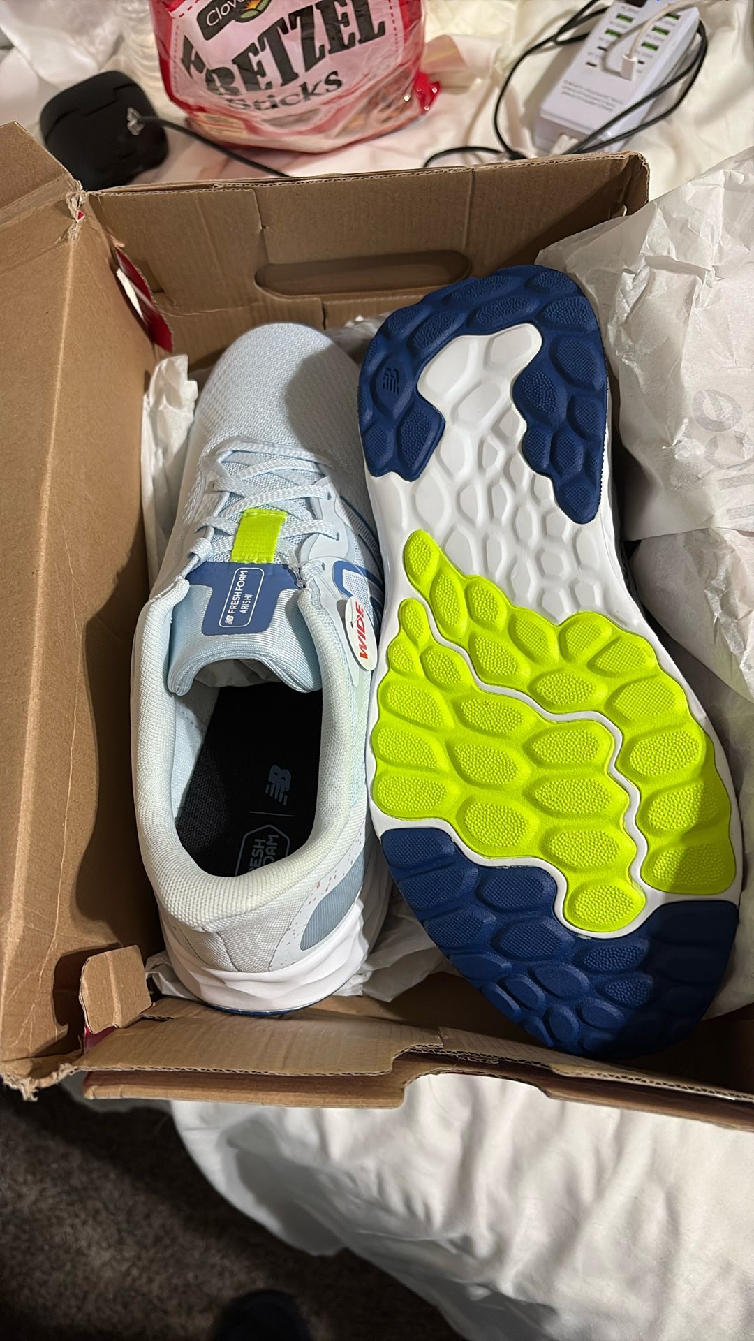 Women’s 10.5 Wide /Men’s Size 9 New Balance Fresh Foam Arishi V4 Running Shoe