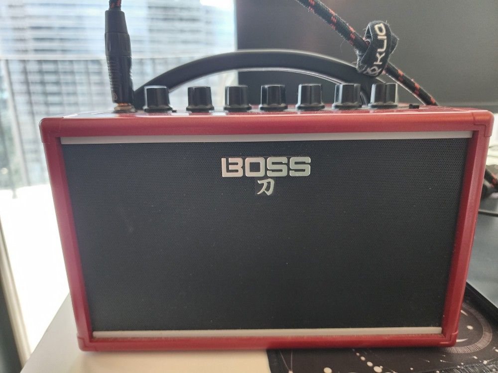BOSS Katana Mini- Red Edition