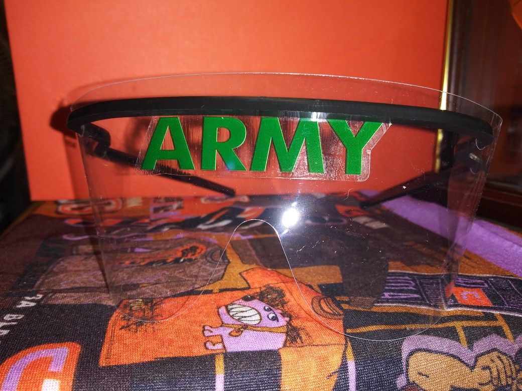 CLEAR PLASTIC SAFETY GLASSES ( ARMY )
