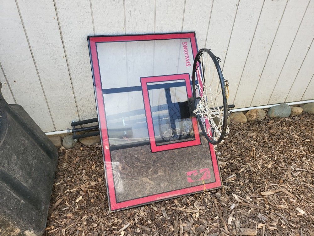 Basketball Hoop 