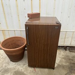 Vintage Mini Fridge 
