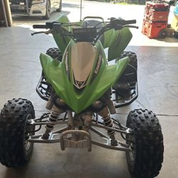 KFX 450 Quad/ 4 Wheeler