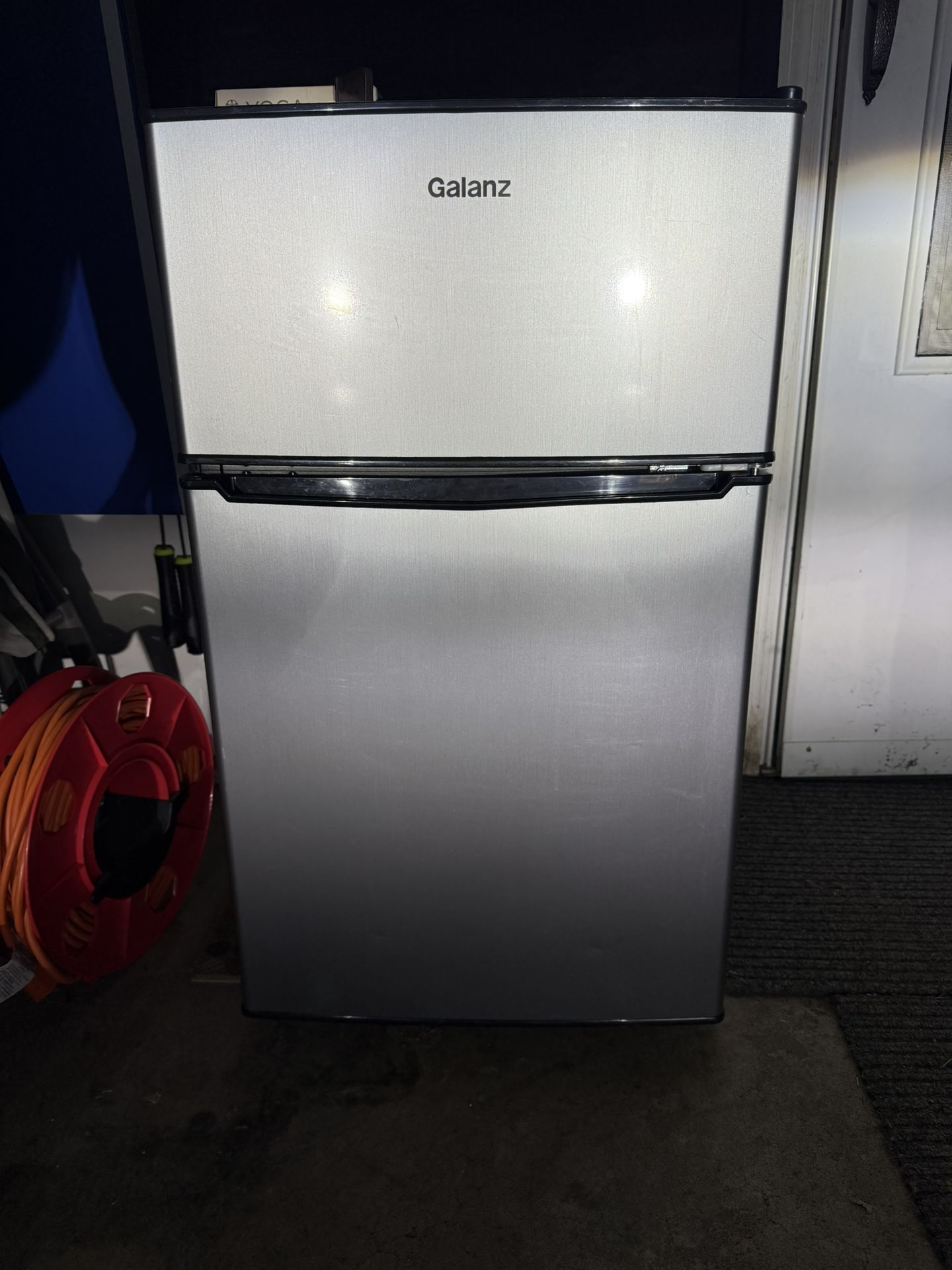 Galanz  Mini Fridge