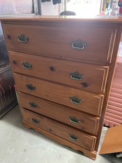 5-Drawer Solid Pine Dresser