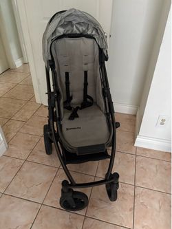 Uppababy stroller and bassinet