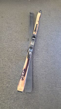 Salomon 72" Axendo 8 Skis with Bindings