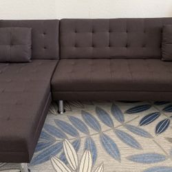 Sectional Sofa/Couch