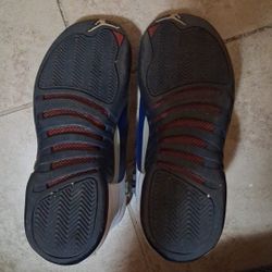 Jordan 12 Size 7y Mens