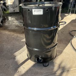 Pit Barrel Cooker 