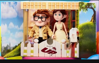 NEW IN BOX. DISNEY PIXAR UP ELLIE AND CARL 15th ANNIVERSARY LIMITED EDITION DOLL SET.  Up doll