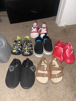 02-04C Baby Boy Shoes
