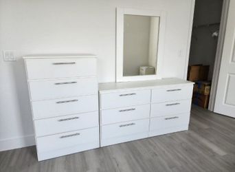 Dresser With Mirror And Chest ⚪️ Comoda Con Espejo Y Gavetero 