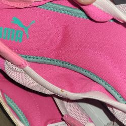 Puma Women's size US 9 Fluo pink-mint leaf-peach