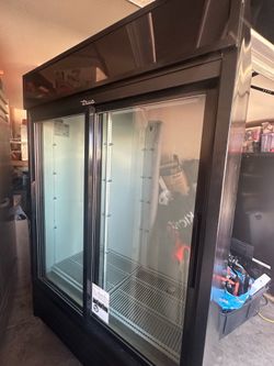 True refrigerator two door