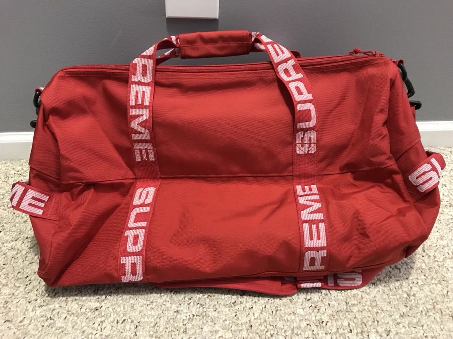 Supreme Mini Duffle Bag Red W/ Supreme Luggage Tag for Sale in San Diego,  CA - OfferUp
